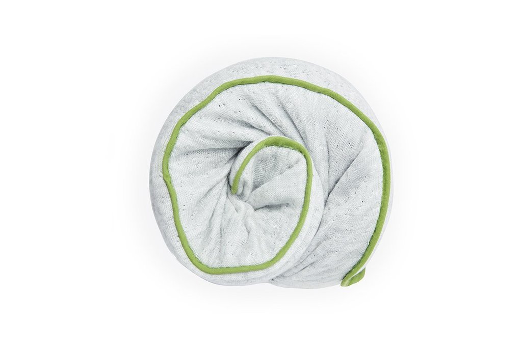 blackroll-recovery-pillow-kissen-gerollt_1024x1024
